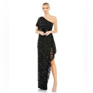 Elegant Black One-Shoulder Evening Dress